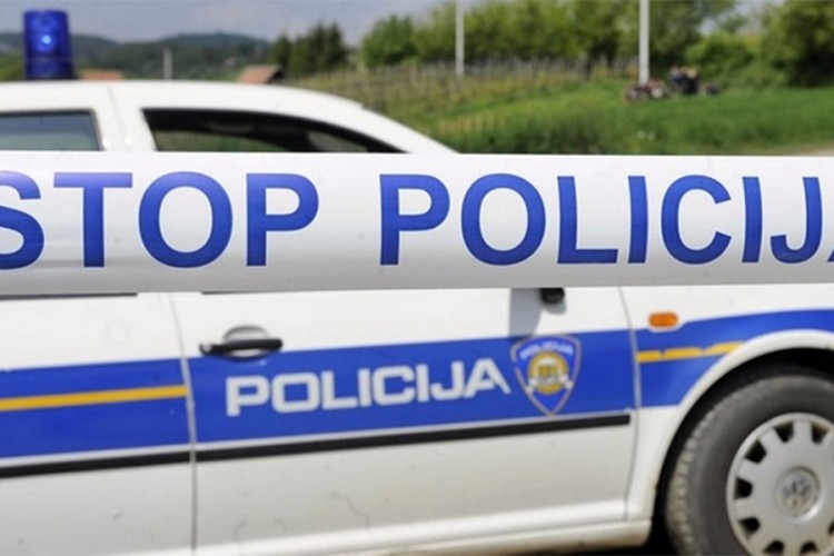 Muškarac ušao u stan u Splitu i pucao, ranjena jedna osoba