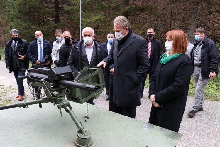 Izetbegović: Strahovito oružje u rukama Bosne i Hercegovine