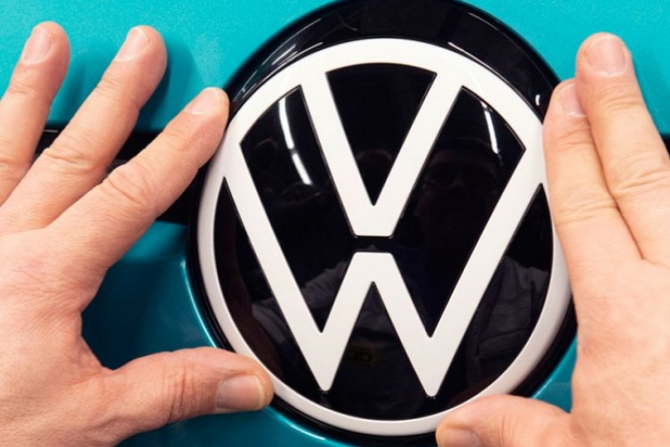 Volkswagen ulaže milijardu evra u fabrici u Slovačkoj