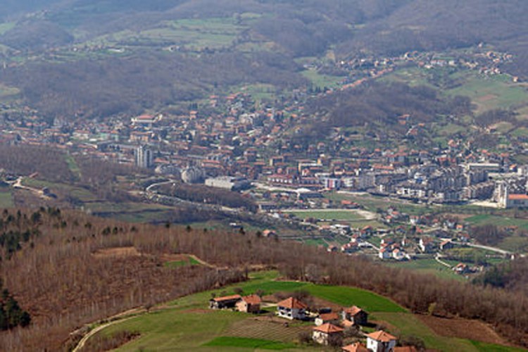 SDA želi ponavljanje izbora u Travniku, u HDZ-u protiv