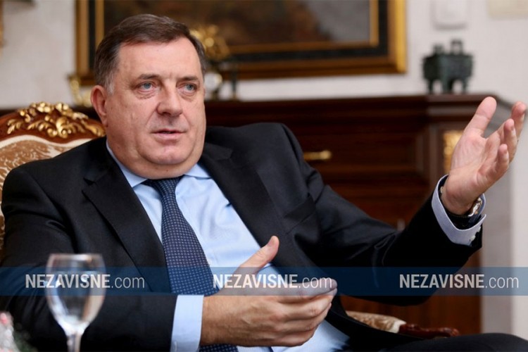 Dodik: Srpska slavi dok drugi jauču