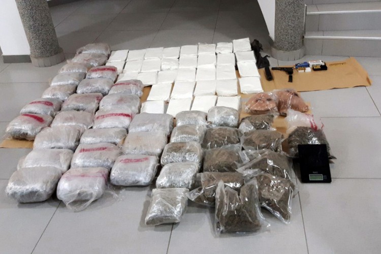 Uhapšena dva narko-dilera, zaplijenjeno 67 kilograma droge