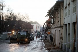 Gradonačelnik Petrinje: Pola grada nema struje i vode, borba za opstanak