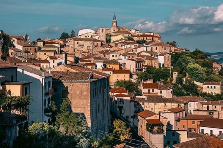 Još jedno selo u Italiji nudi kuće za jedan evro