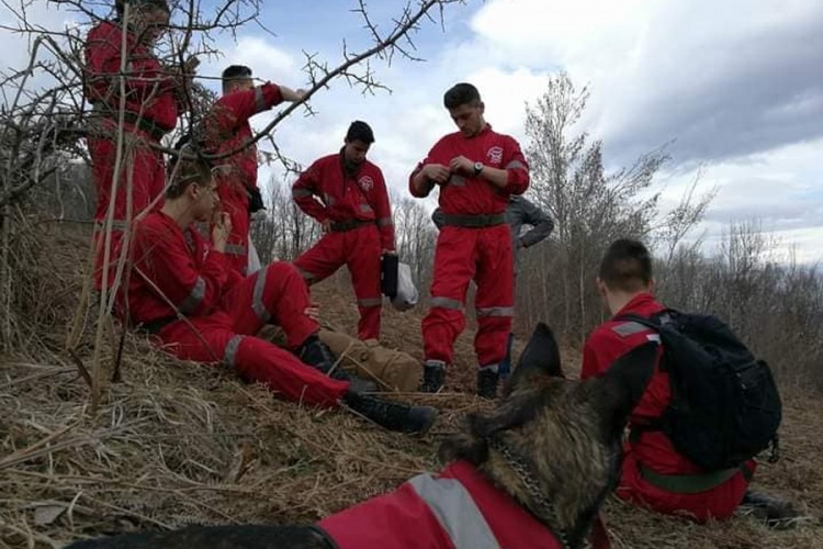 Potraga za nestalim muškarcem kod Sanskog Mosta