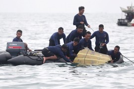 Nastavlja se potraga nakon pada aviona u Indoneziji