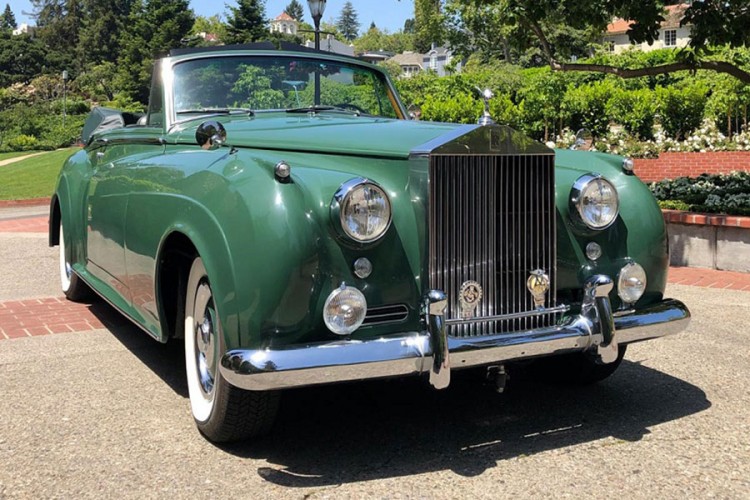 Rolls Royce Elizabet Tejlor prodaje se za 3 miliona dolara