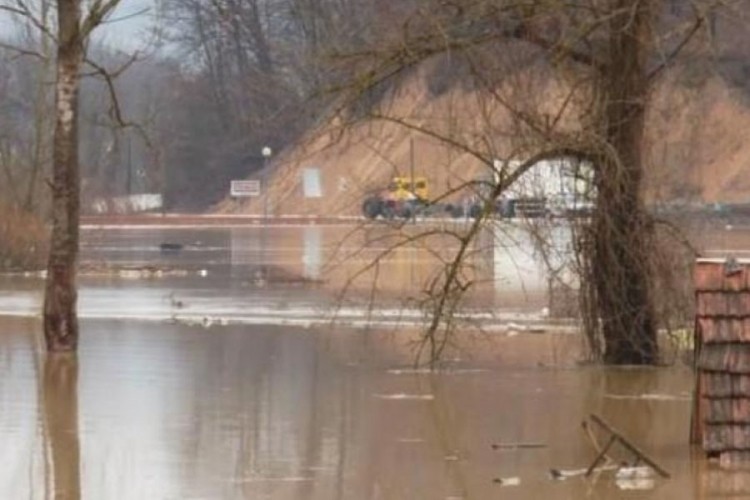 U Nišu proglašena vanredna situacija zbog nepogoda