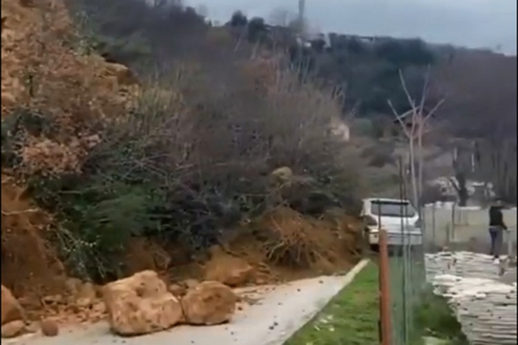 Obrušilo se brdo u Crnoj Gori, najmanje jedno povrijeđeno