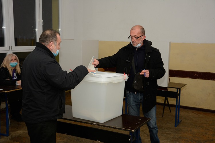 CIK naredio Glavnom centru ponovno brojanje glasova na nekoliko mjesta u Mostaru