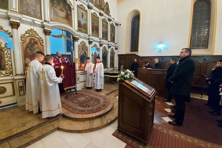 Skroman doček pravoslavne Nove godine u RS, služeni molebani