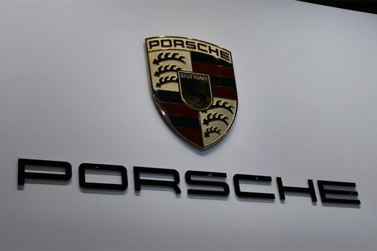 Prodaja Porschea opala u 2020. godini