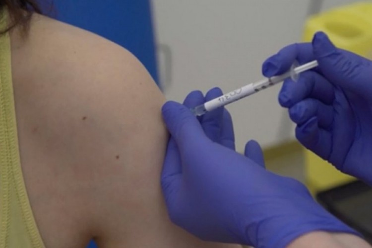 U Srbiji počinje masovna vakcinacija