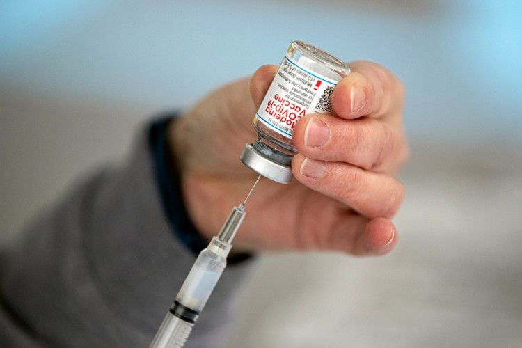Slovenija: Prijavljeno 107 neželjenih efekata na Fajzer vakcinu (ISPRAVLJENO)