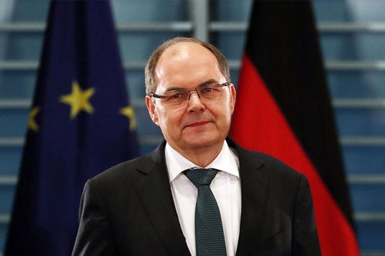 Vlada Njemačke pozdravila kandidaturu Šmita za Inckovog nasljednika