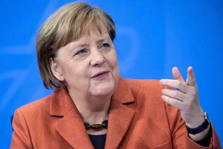 Merkel: Novi soj virusa predstavlja prijetnju