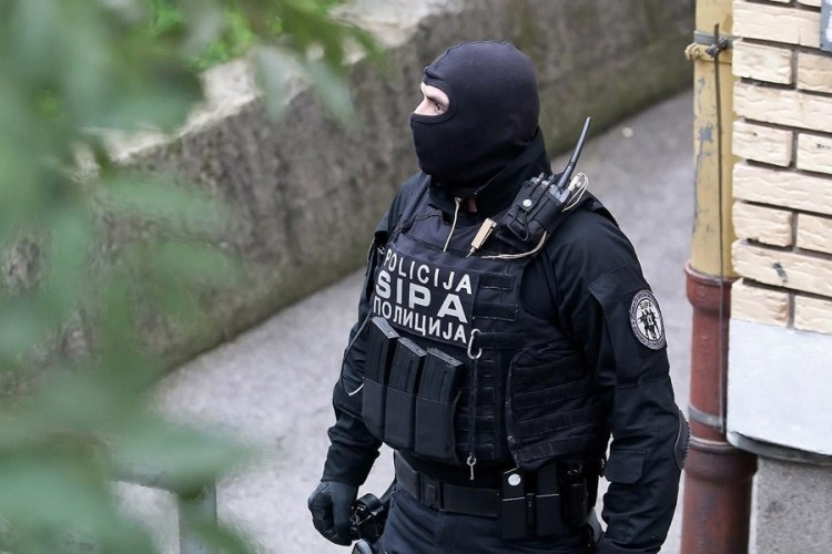 SIPA u Tesliću sprovela akciju "Trg": Uhapšen sa tri kilograma spida