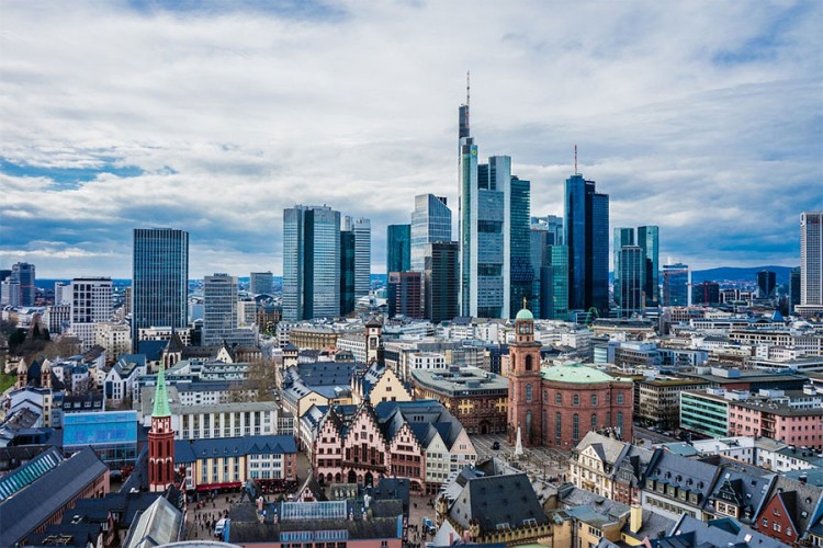 Napad nožem u Frankfurtu: Muškarac povrijedio nekoliko ljudi