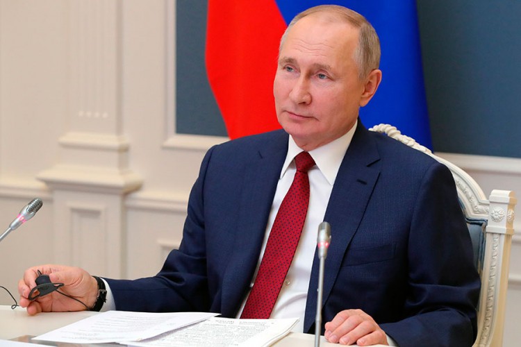 Putin: Pandemija će se odužiti