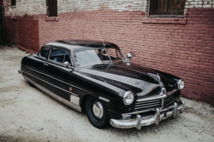 Ovaj Hudson Coupe iz 1949. ispaljuje 638 KS