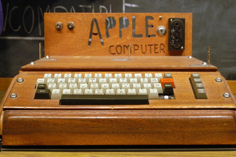 Na prodaju prvi Apple računar, cijena nevjerovatna