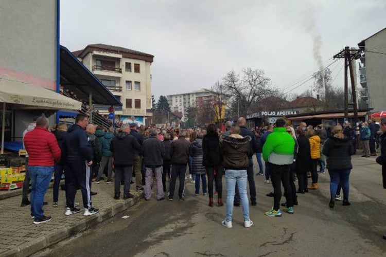 Građani Prnjavora izašli na ulice, nezadovoljni presudom Mujkiću