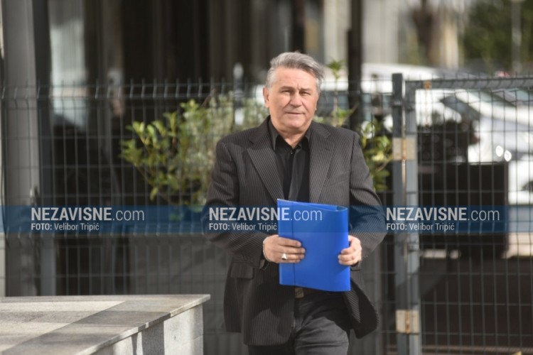 Muslimović osuđen na novčanu kaznu za nanošenje povreda Bašićevoj