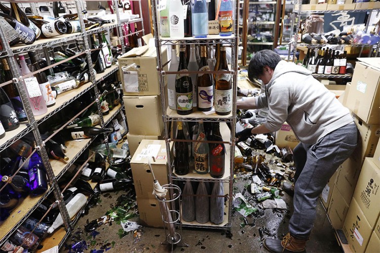 Objavljeni prvi snimci potresa jačine 7,1 stepen po Rihteru u Japanu