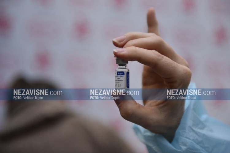 Višković: U narednim danima očekuje se nabavka vakcina za 100.000 građana