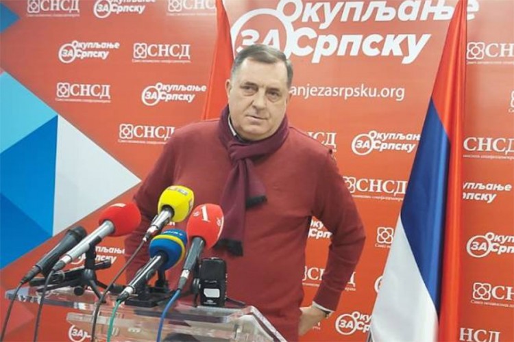Dodik: Do sad se prijavilo 2.100 medicinskih radnika za vakcinaciju u Srbiji