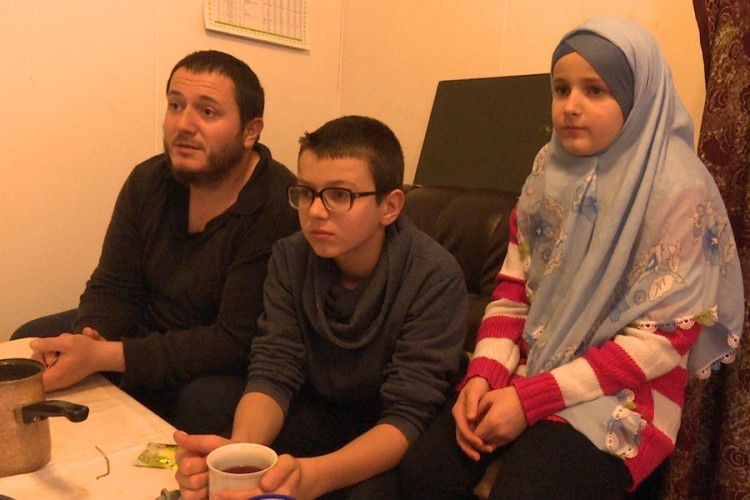 Porodici Musić treba pomoć: U neuslovnom kontejneru žive 21 godinu