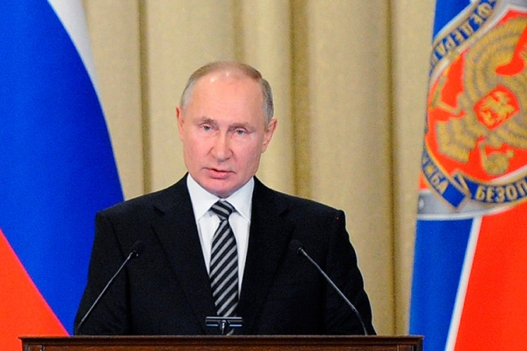 Putin: Nastaviti borbu protiv korupcije na svim nivoima