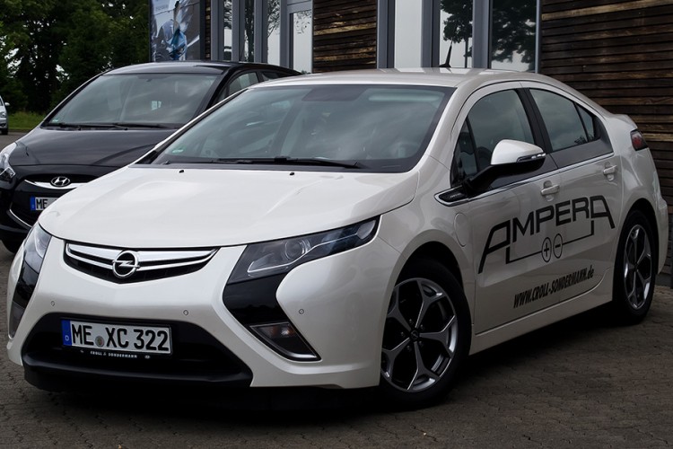Opel Ampera slavi 10. rođendan