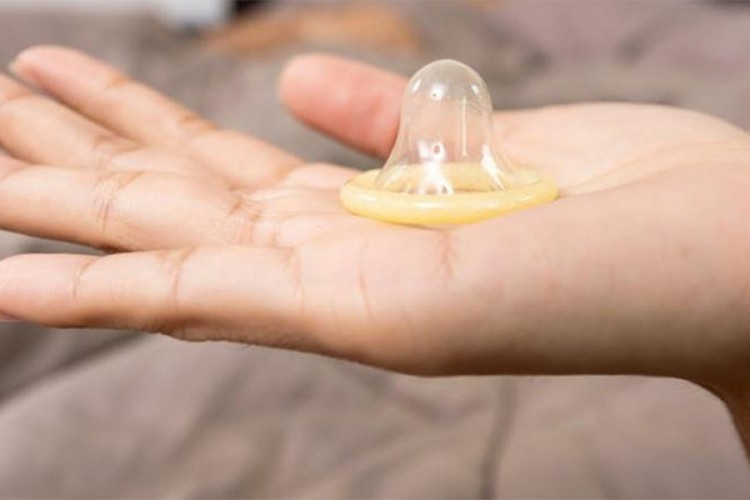 Šta uraditi ako kondom pukne tokom seksa