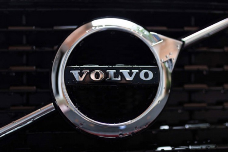 Volvo prelazi na električne automobile