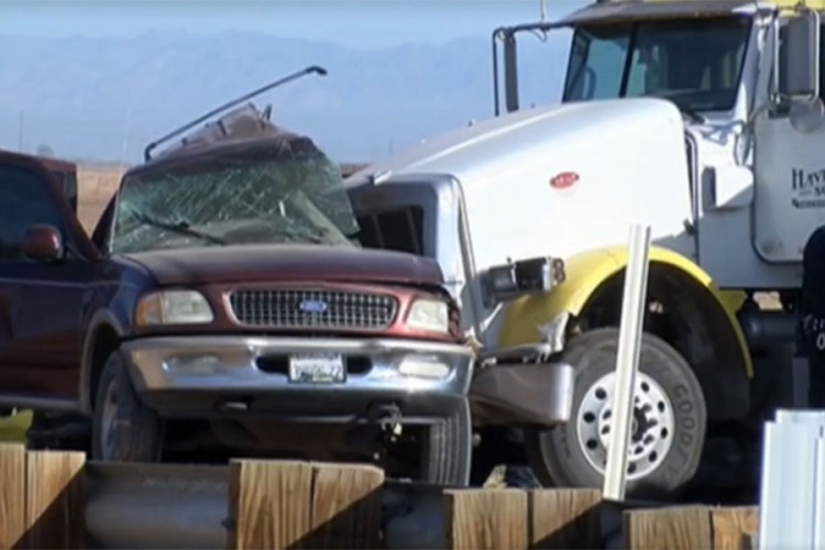Nesreća u Kaliforniji, najmanje 15 poginulih