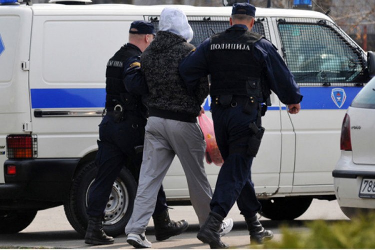 Prikrivenim istražiocima prodavali drogu: Barišiću i Bendri četiri godine zatvora