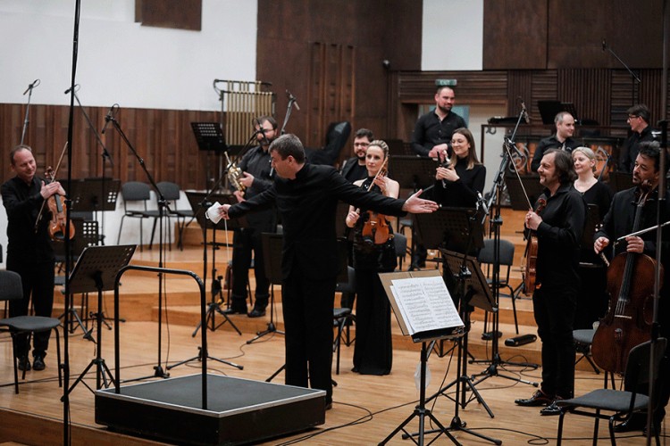 Prvi od tri koncerta Filharmonije i Felca pozdravljen ovacijama