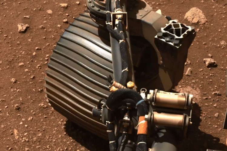 Rover NASA se prvi put kretao po površini Marsa