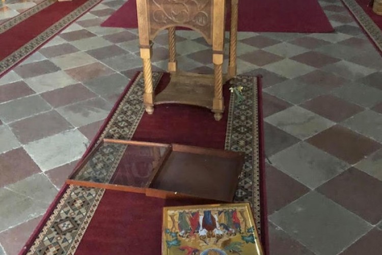 Provaljeno u pravoslavni hram u Šibeniku