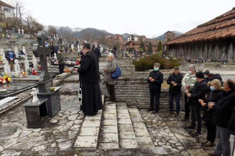 Služen parastos za poginule srpske borce iz sarajevskih opština