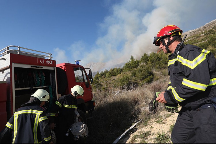Lokalizovan požar kod Splita