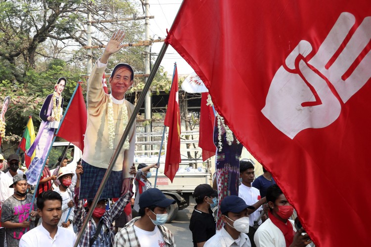 Radnički sindikati zatvorili radnje, fabrike i banke u Mjanmaru