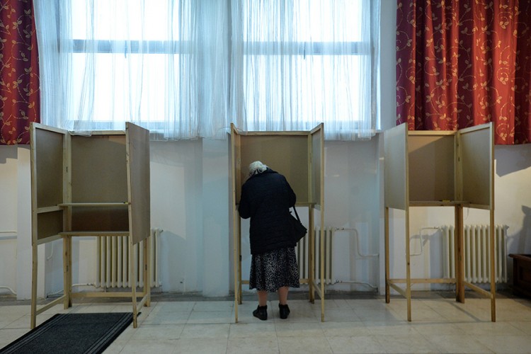 U Nikšiću do 13 časova glasalo oko 60 odsto birača