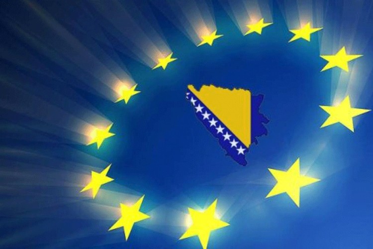 Na programu integrisanja BiH u EU radi čak 1.720 osoba