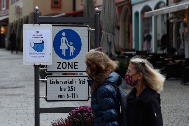 Austrija ubrzala proces, želi "zeleni pasoš" od aprila