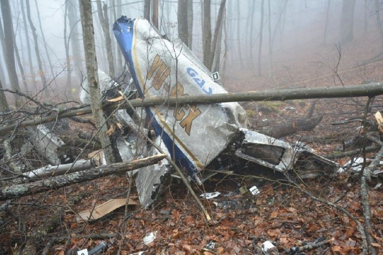 Izvještaj pokazao da se avion na Kozari zakucao u drvo brzinom 200 km/h