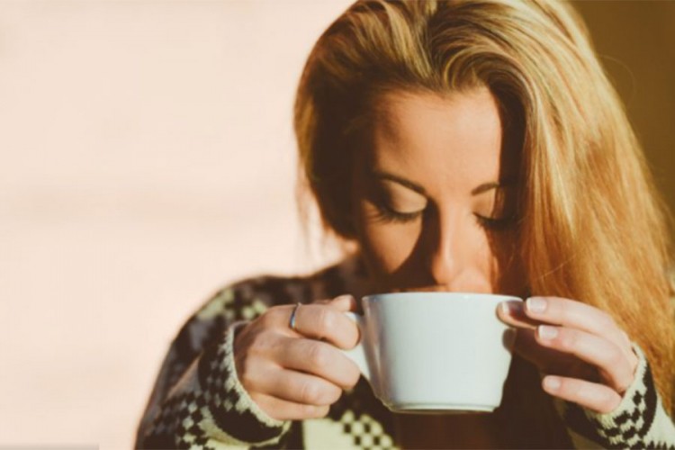 Da li se konzumacija kafe i čaja računa kao unos vode?