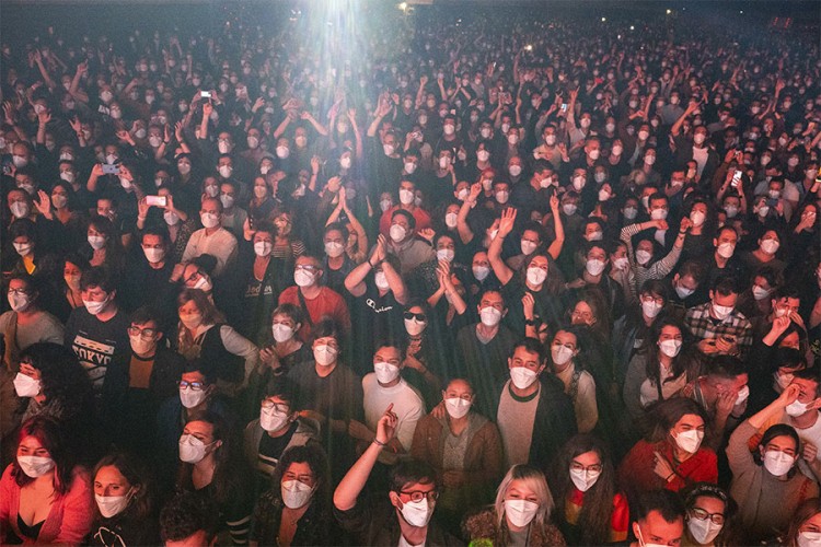 Španski eksperiment - 5.000 ljudi na koncertu nakon testa
