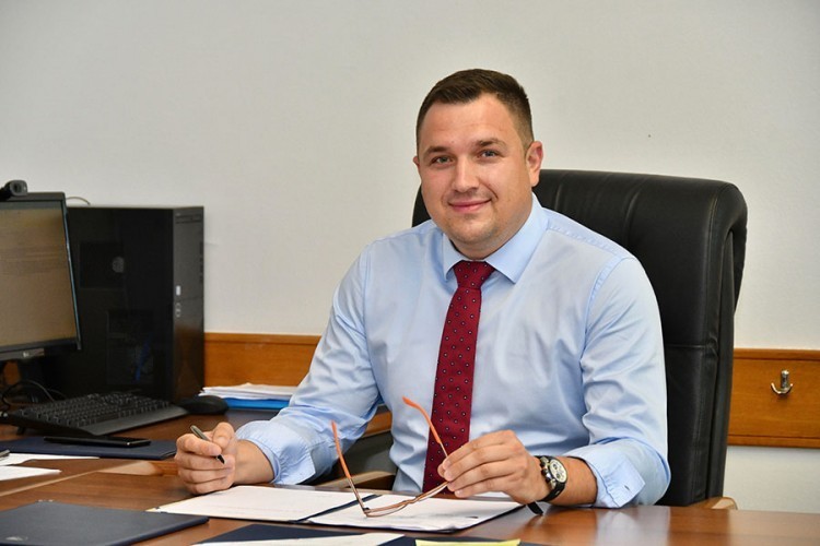 Prihvaćena odluka o smjeni Miloša Lučića
